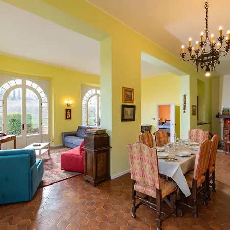 Il Patio Di - Bella Vista E Relax アンギアーリ
